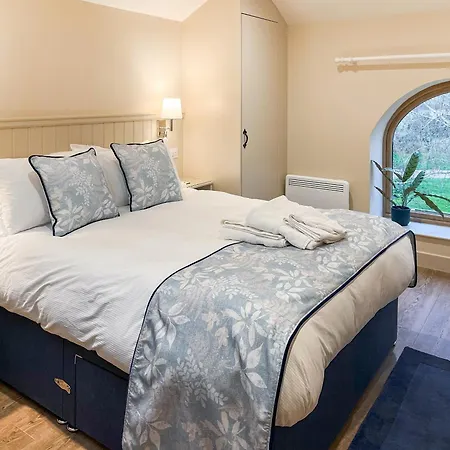 Goosebeck - Bacchus 別荘