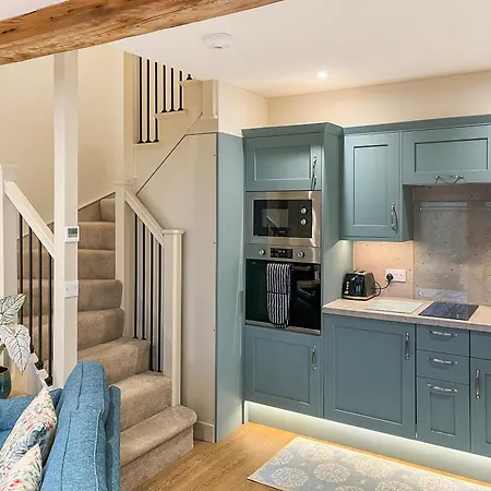 Goosebeck - Bacchus *